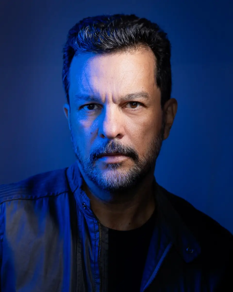 Luciano Alves, fotógrafo e artista visual em São Paulo